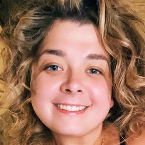 Meet your Posher, Savannah